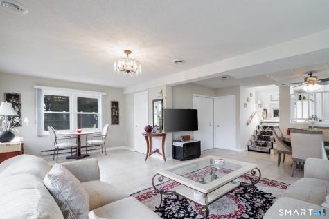 21 Fenbrook Road Old Saybrook CT 06475