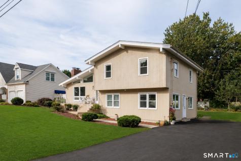 21 Fenbrook Road Old Saybrook CT 06475