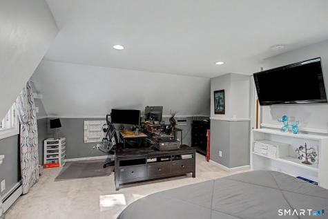 21 Carey Lane Norwich CT 06360