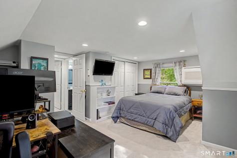 21 Carey Lane Norwich CT 06360