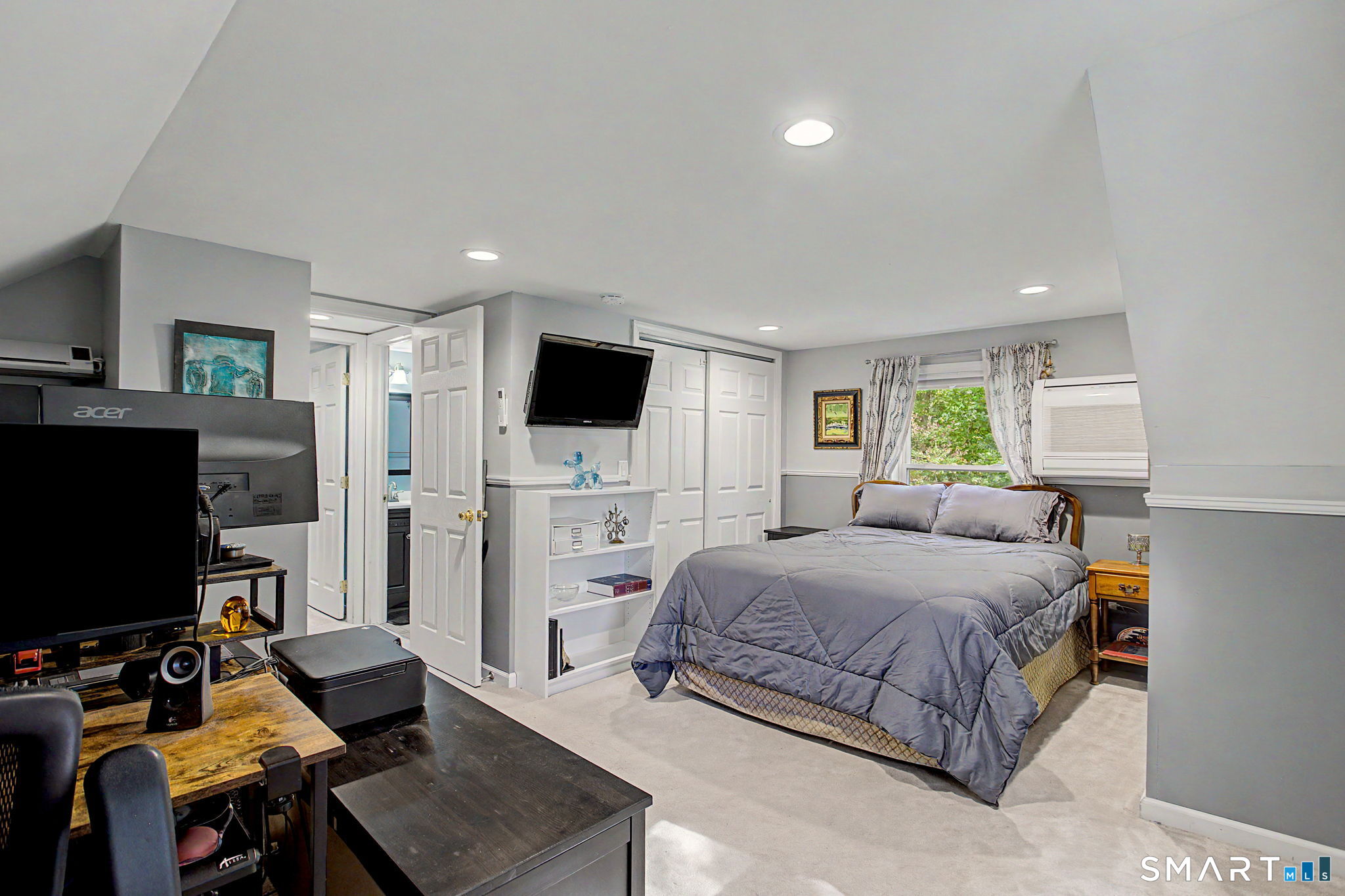 21 Carey Lane Norwich CT 06360