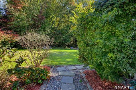 21 Carey Lane Norwich CT 06360