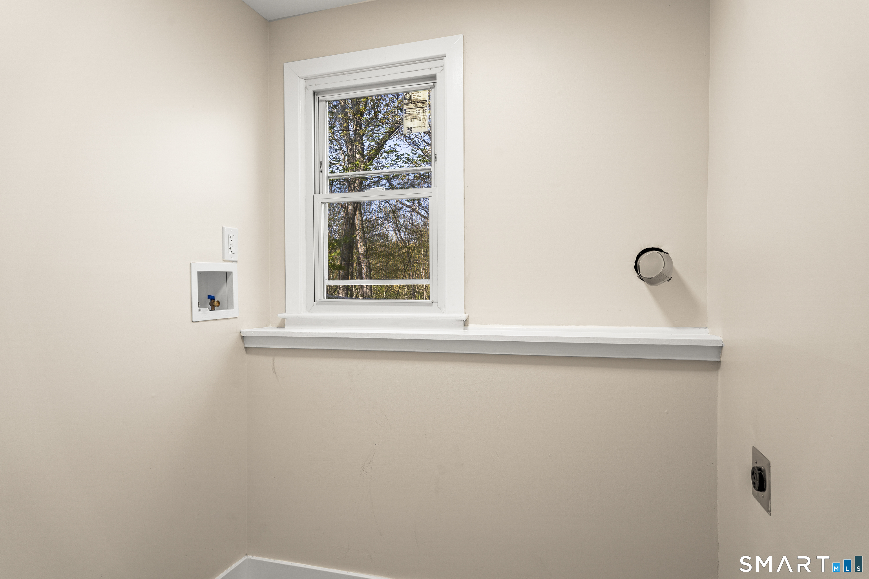 30 Patricia Court Ledyard CT 06335