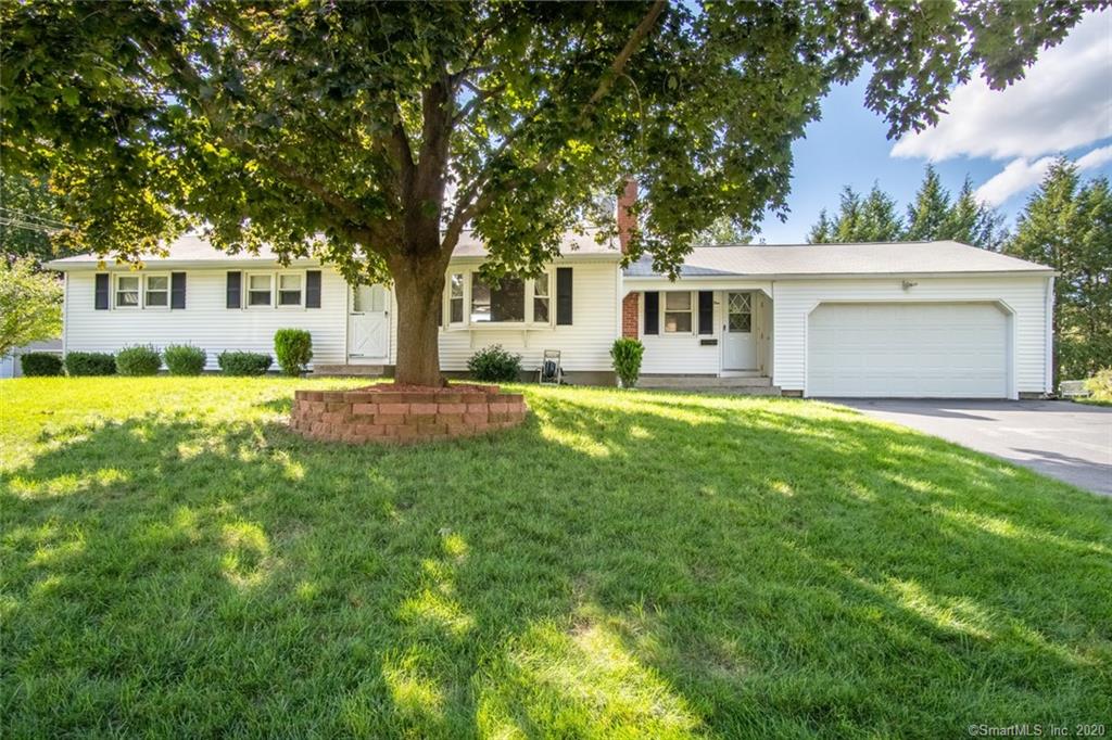 4 Quaker Lane Enfield CT 06082