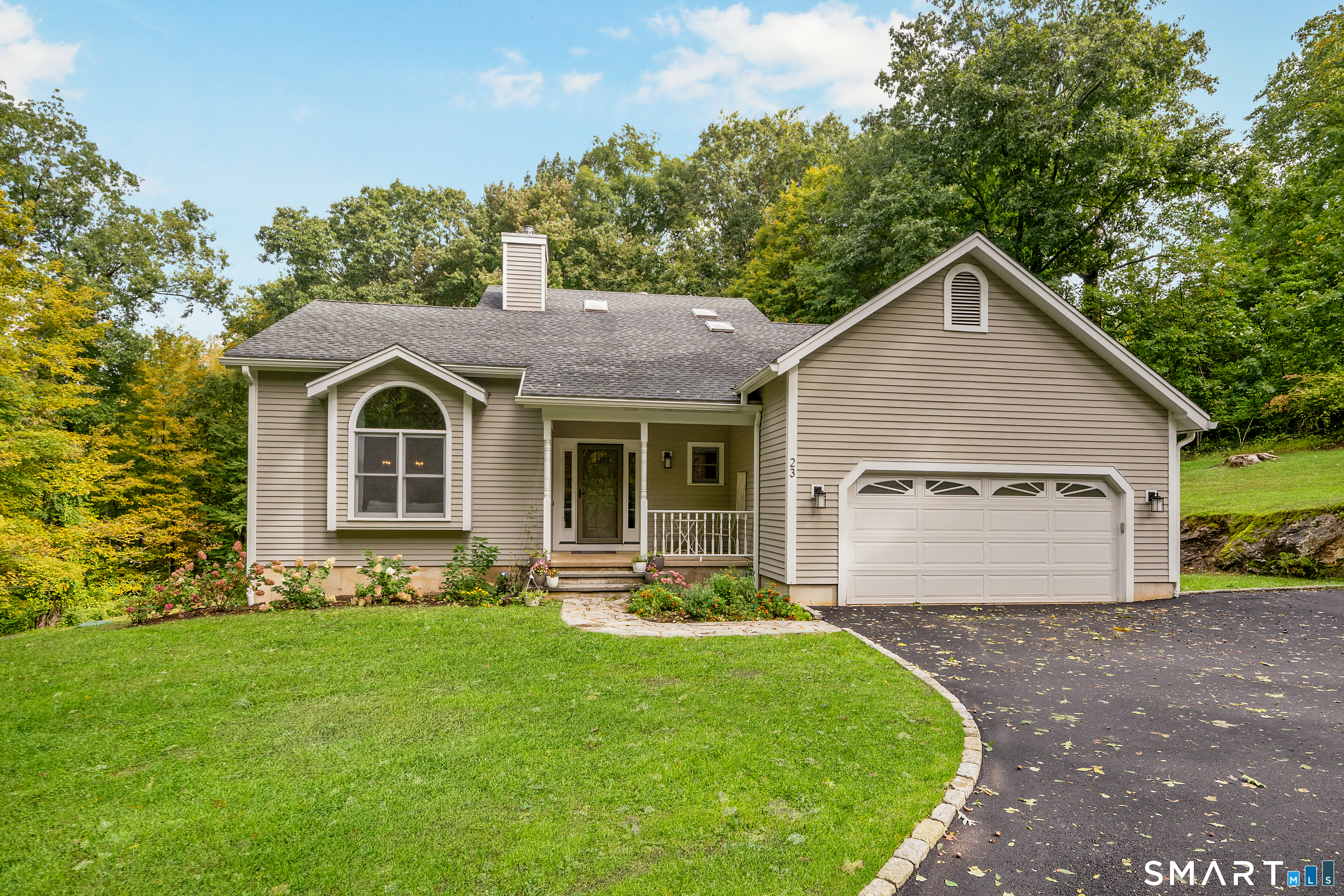23 Lee Lane Redding CT 06896