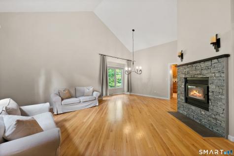 23 Lee Lane Redding CT 06896