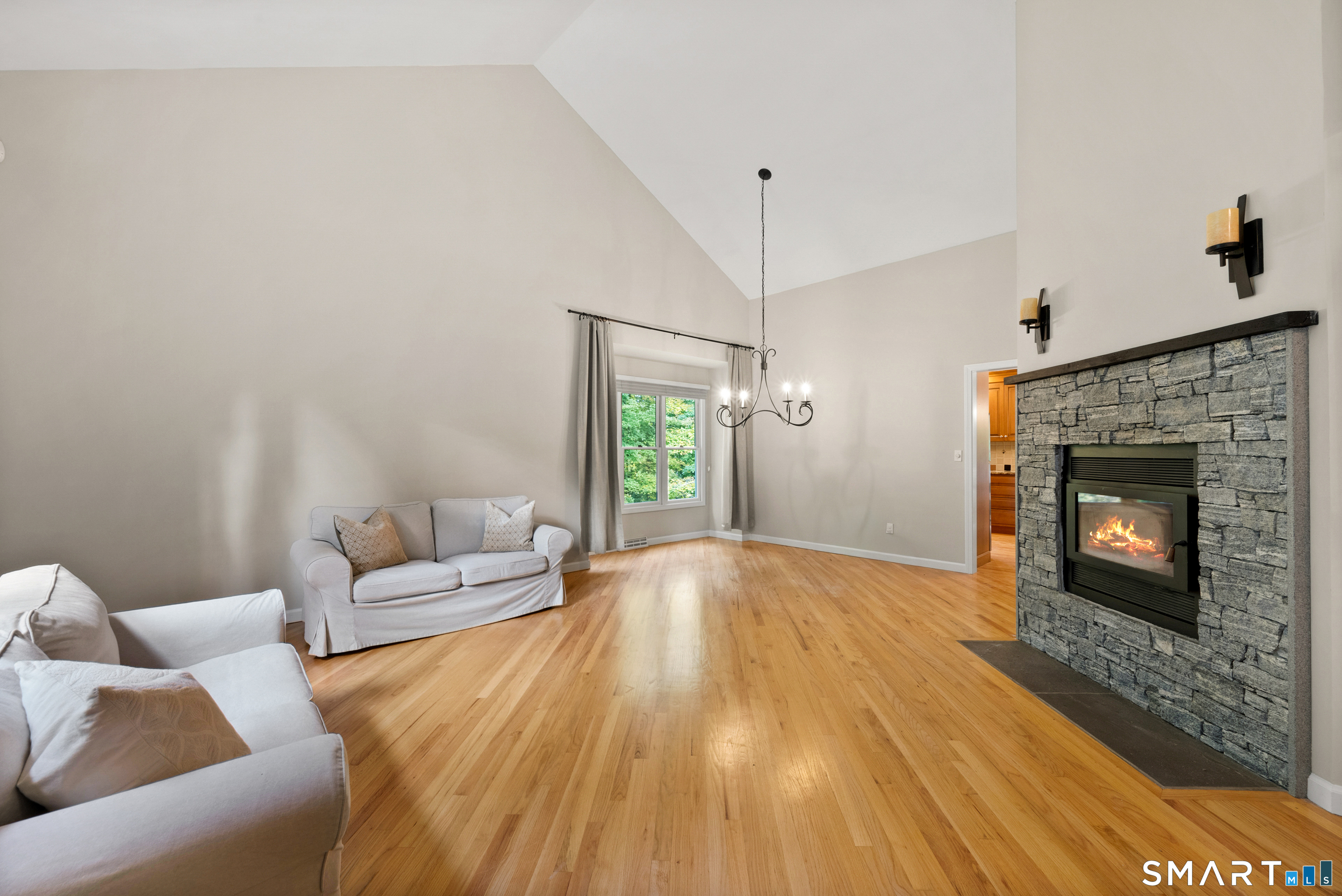 23 Lee Lane Redding CT 06896