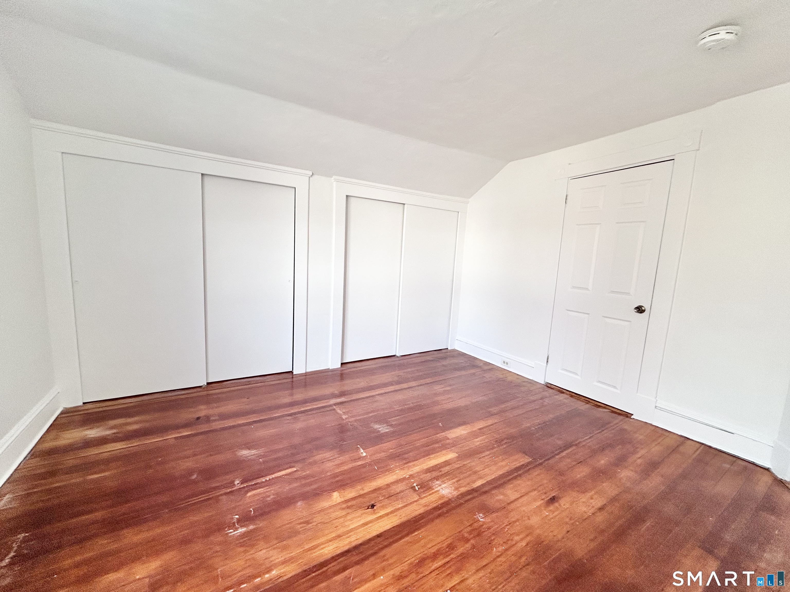 26 Crescent Street New London CT 06320