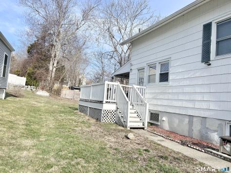 26 Crescent Street New London CT 06320