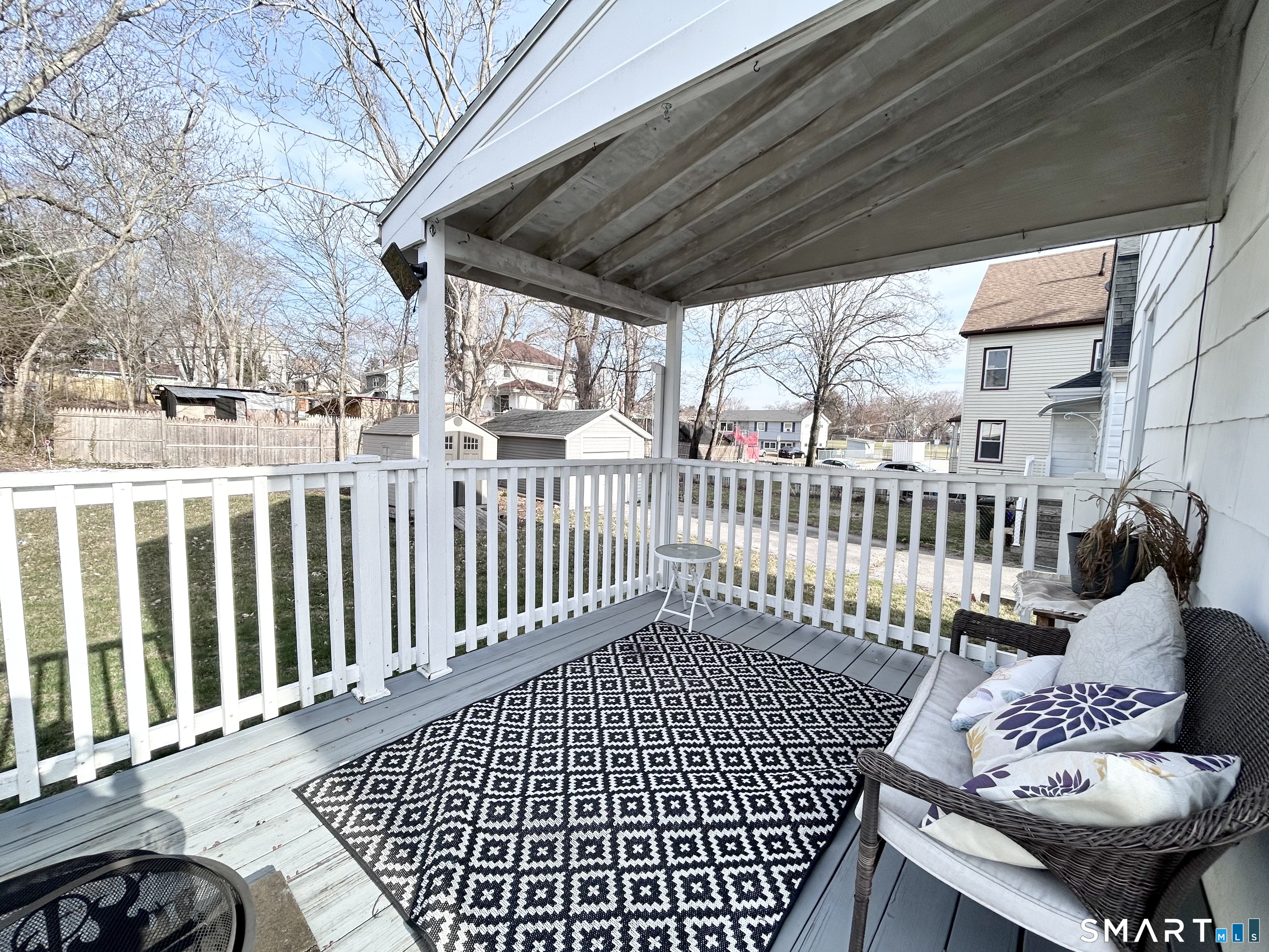 26 Crescent Street New London CT 06320