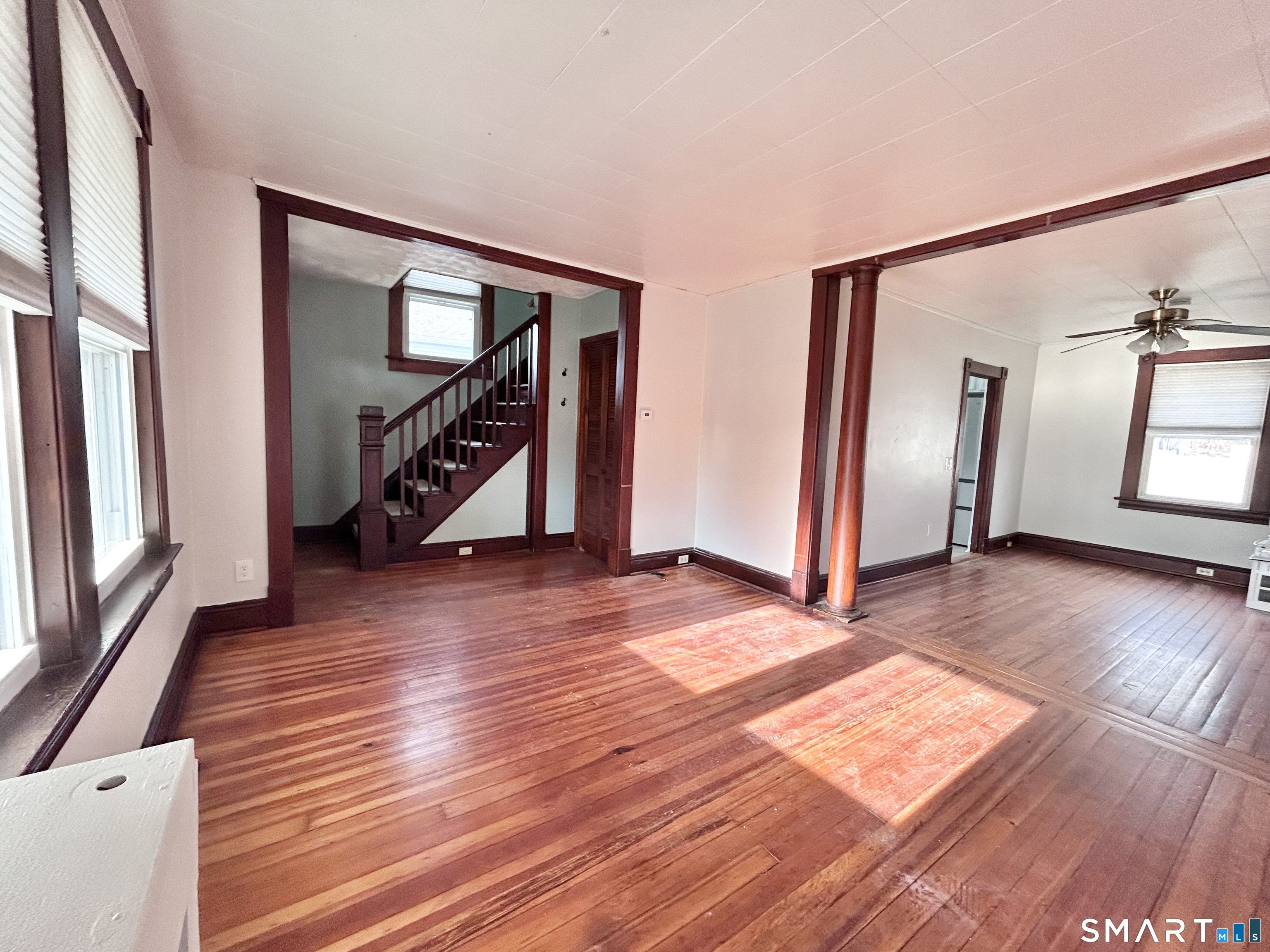 26 Crescent Street New London CT 06320