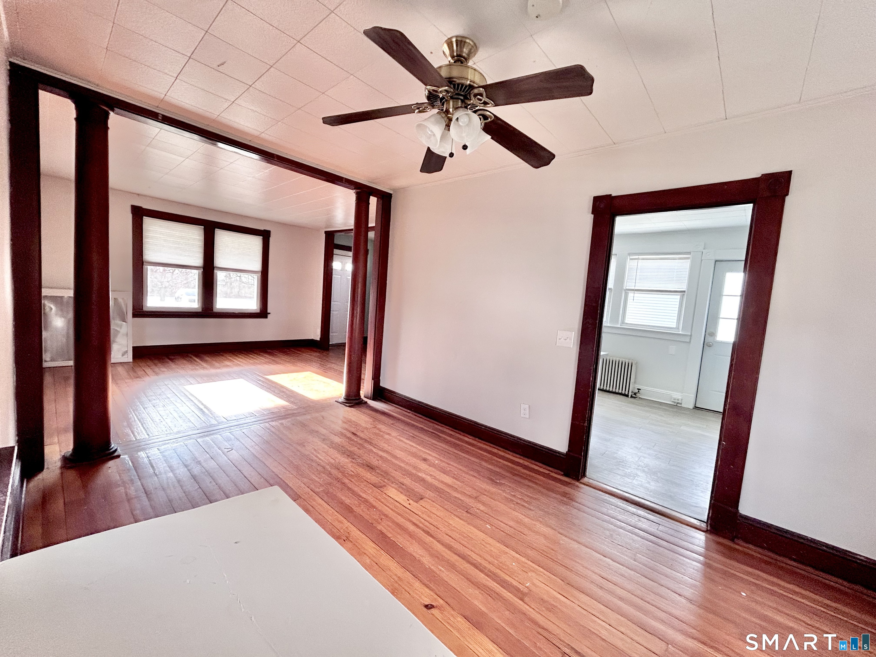26 Crescent Street New London CT 06320