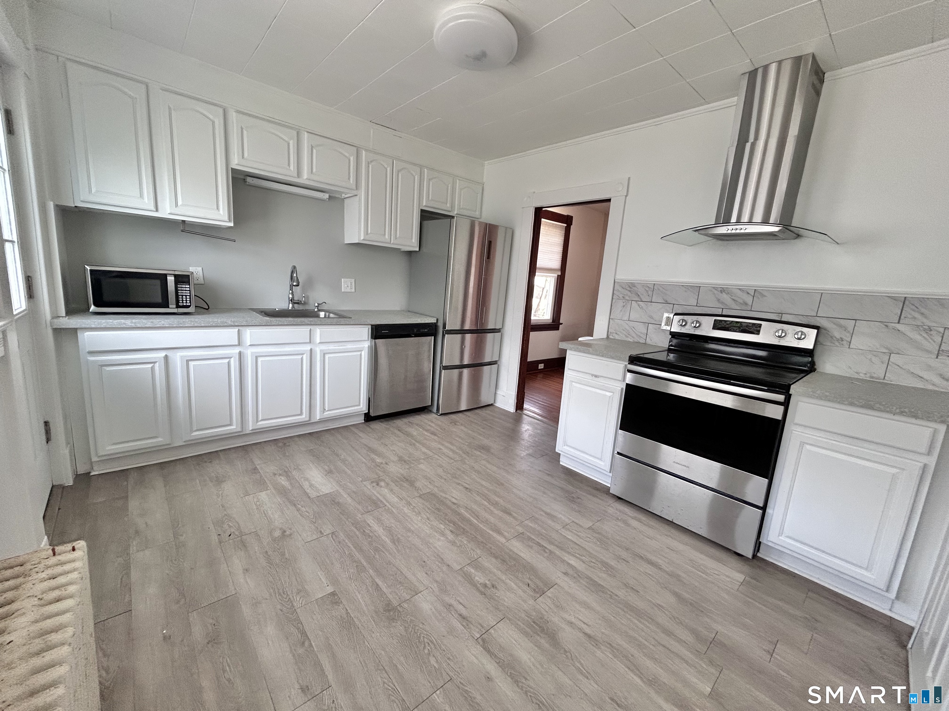 26 Crescent Street New London CT 06320