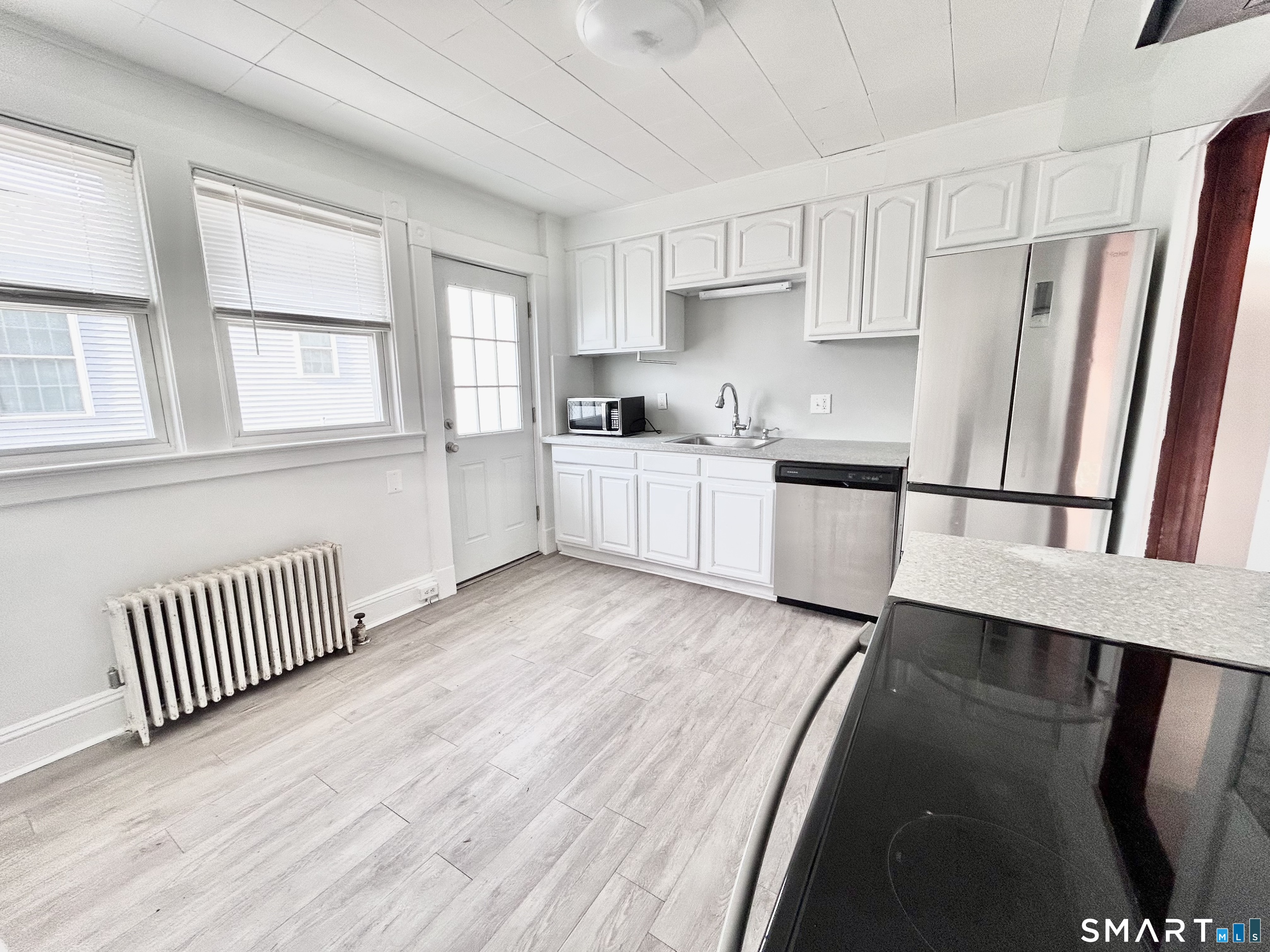 26 Crescent Street New London CT 06320