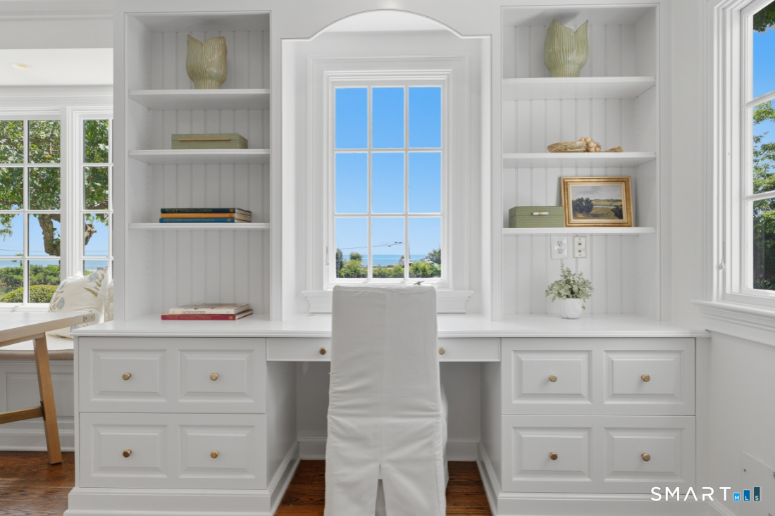6 Gray Lane Westport CT 06880