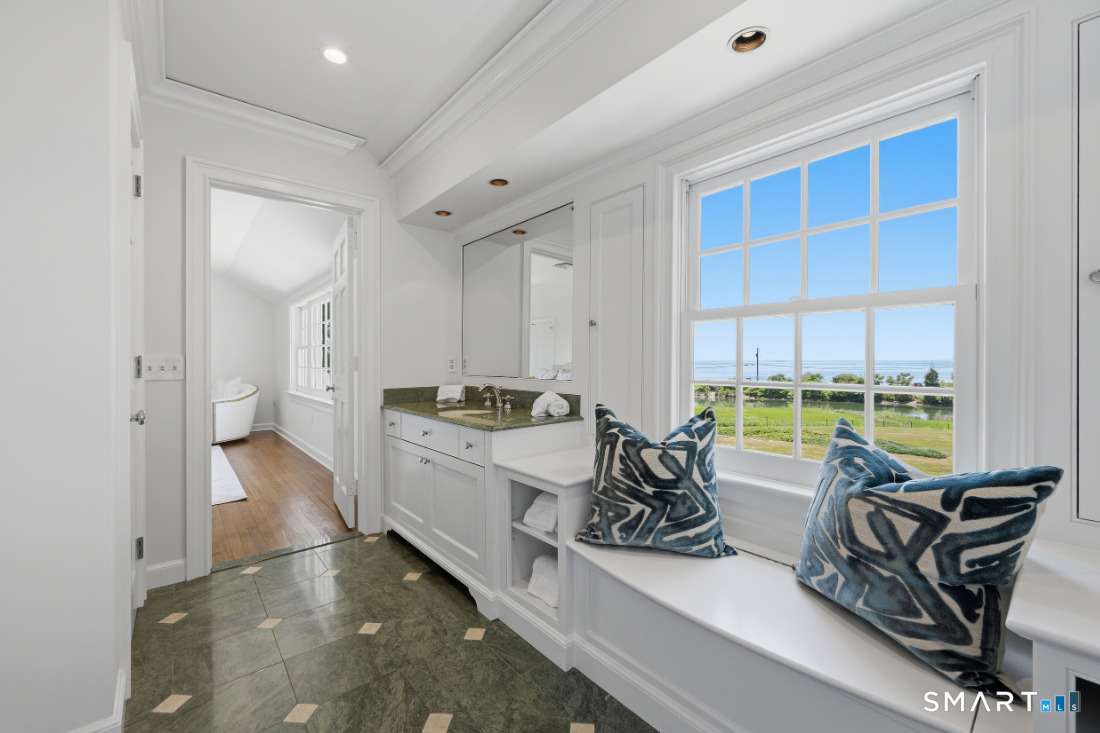 6 Gray Lane Westport CT 06880