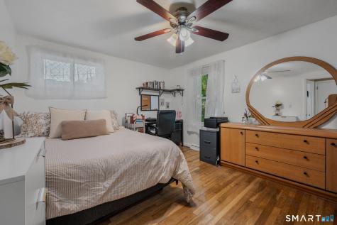 15 Linda Avenue Montville CT 06382
