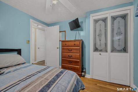 15 Linda Avenue Montville CT 06382
