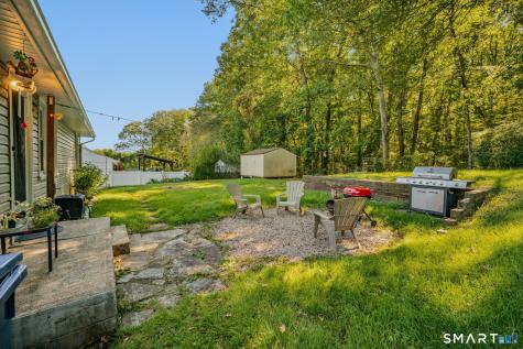 15 Linda Avenue Montville CT 06382