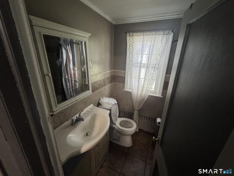 822 Tolland Street East Hartford CT 06108