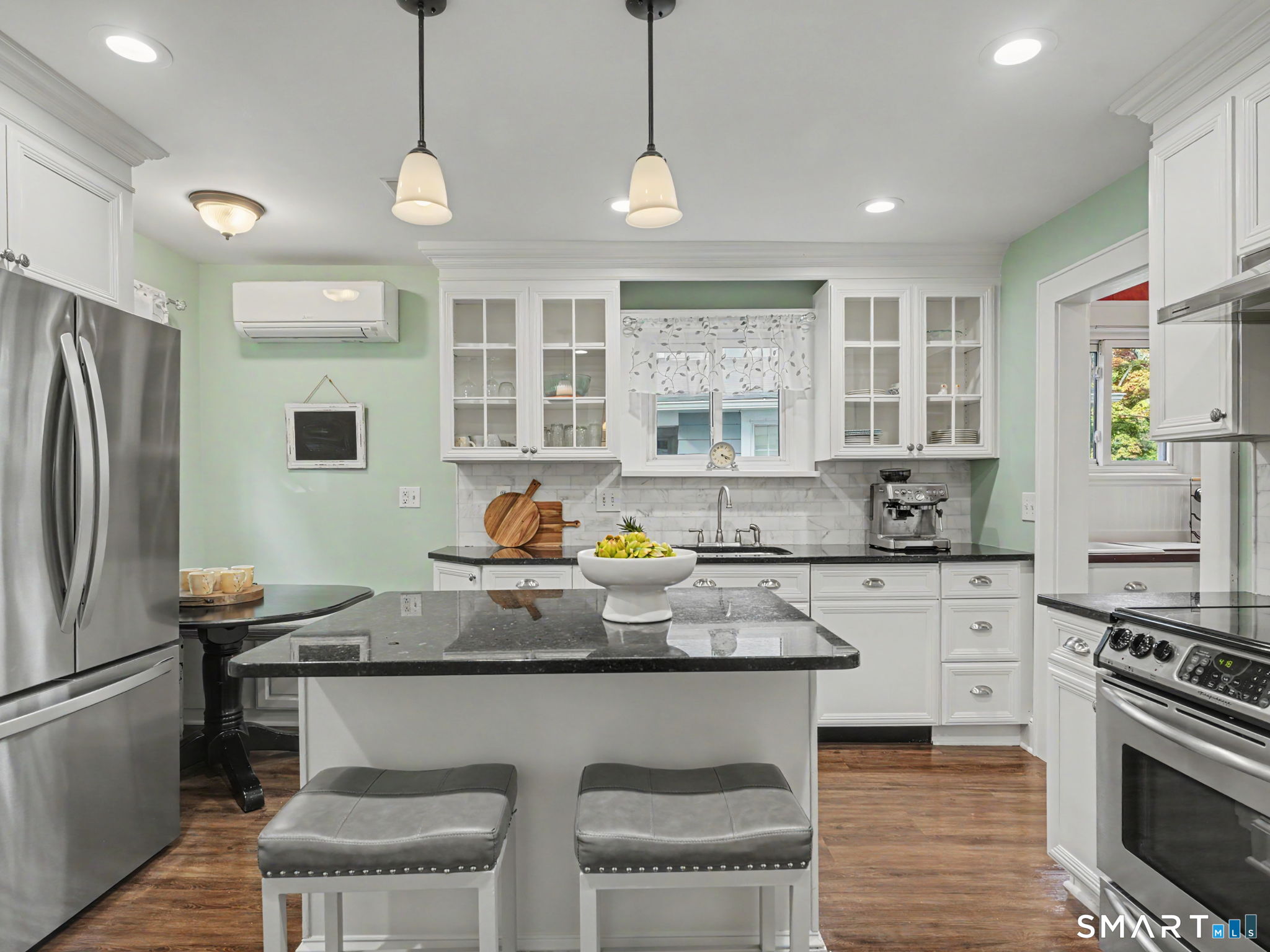 36 Brooklawn Parkway Fairfield CT 06825