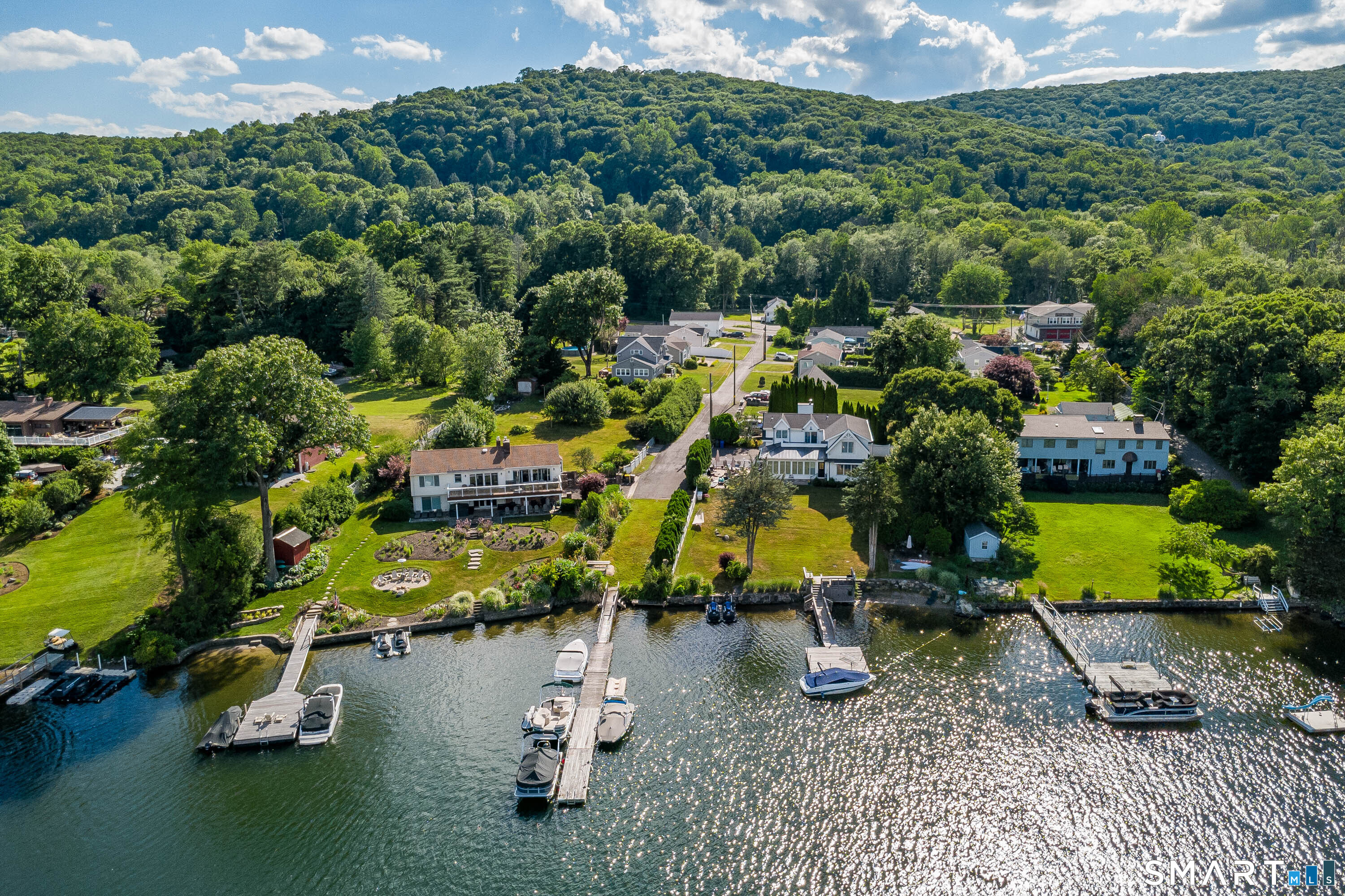 2 Penney Lane New Fairfield CT 06812