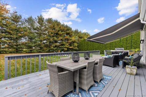 32 Justine Drive North Haven CT 06473