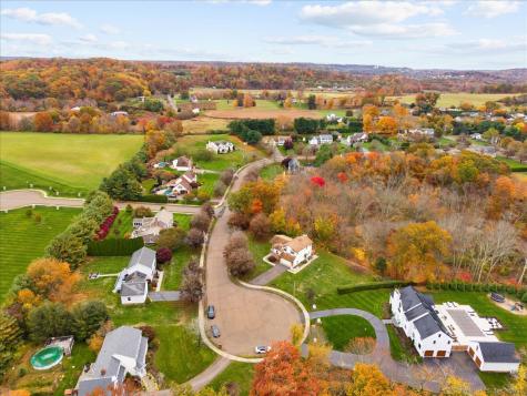 32 Justine Drive North Haven CT 06473