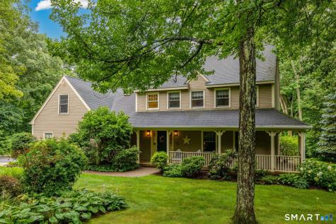31 Knollwood Drive New Hartford CT 06057