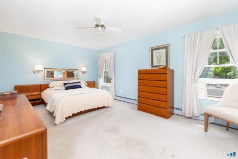 31 Knollwood Drive New Hartford CT 06057