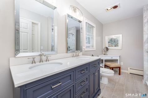 31 Knollwood Drive New Hartford CT 06057