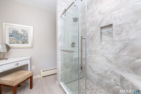 31 Knollwood Drive New Hartford CT 06057