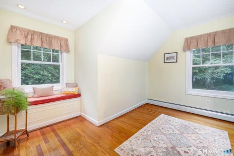 31 Knollwood Drive New Hartford CT 06057