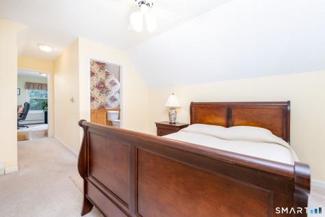 31 Knollwood Drive New Hartford CT 06057