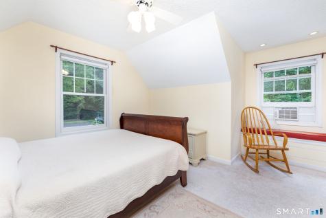 31 Knollwood Drive New Hartford CT 06057
