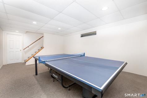 31 Knollwood Drive New Hartford CT 06057