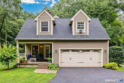 31 Knollwood Drive New Hartford CT 06057