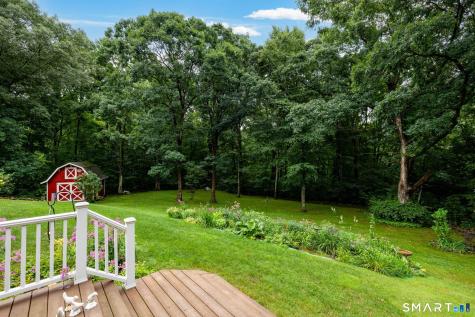 31 Knollwood Drive New Hartford CT 06057