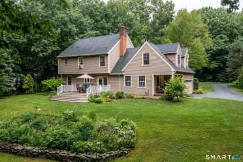 31 Knollwood Drive New Hartford CT 06057