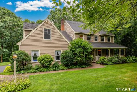 31 Knollwood Drive New Hartford CT 06057