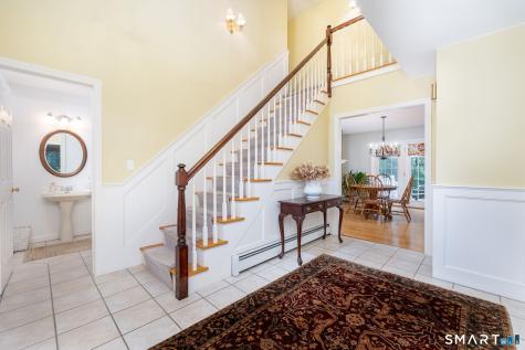 31 Knollwood Drive New Hartford CT 06057