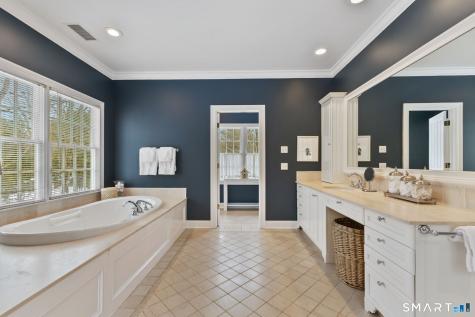 10 Pheasant Hill Road Weston CT 06883