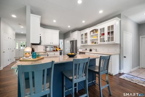 216 Great Pond Road Simsbury CT 06070