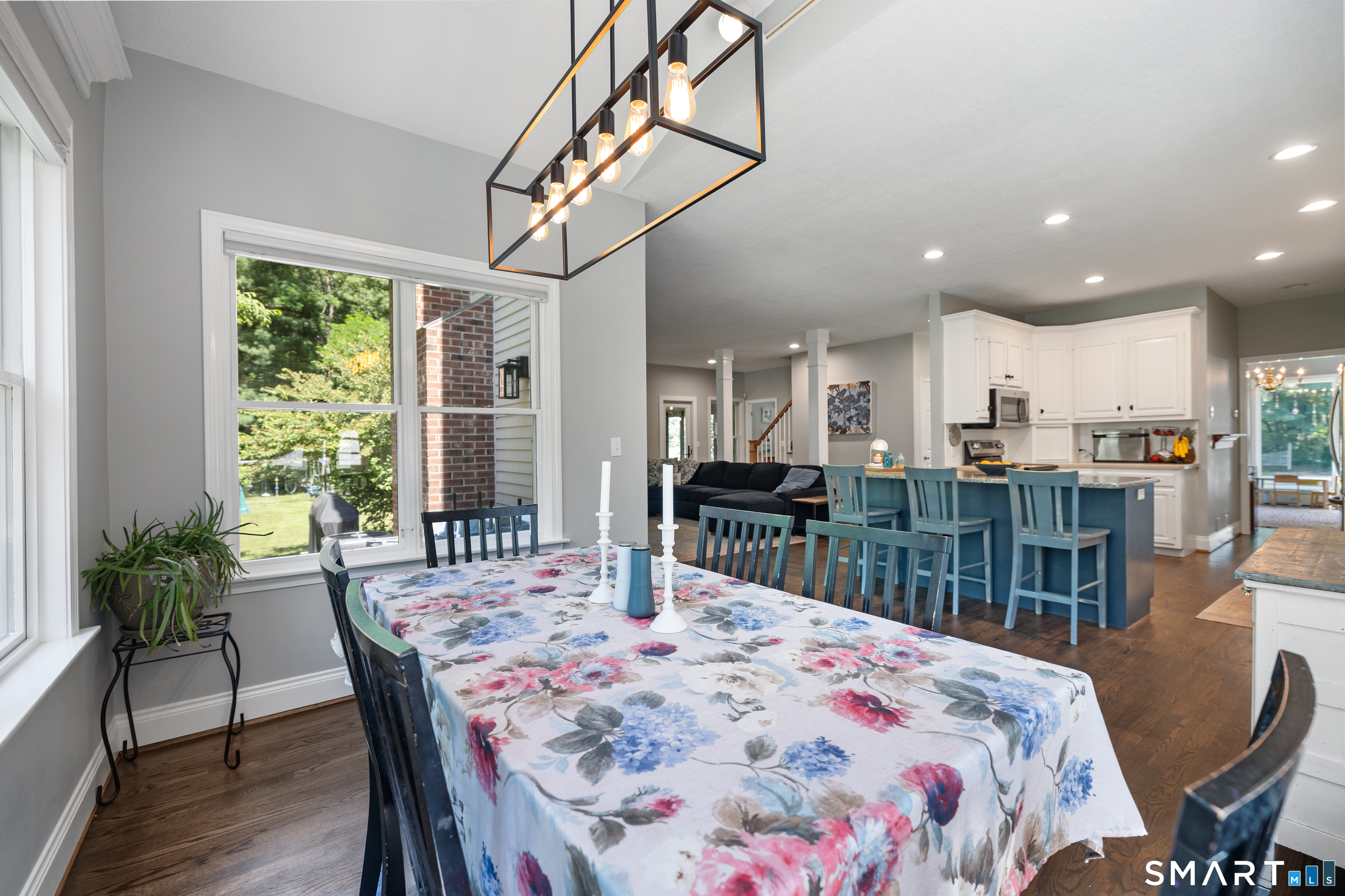 216 Great Pond Road Simsbury CT 06070