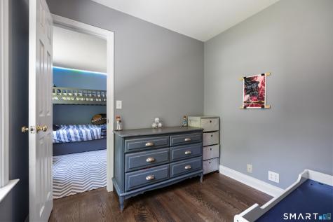 216 Great Pond Road Simsbury CT 06070