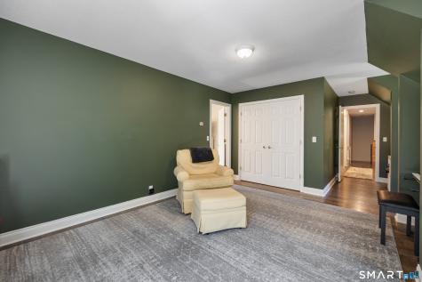 216 Great Pond Road Simsbury CT 06070