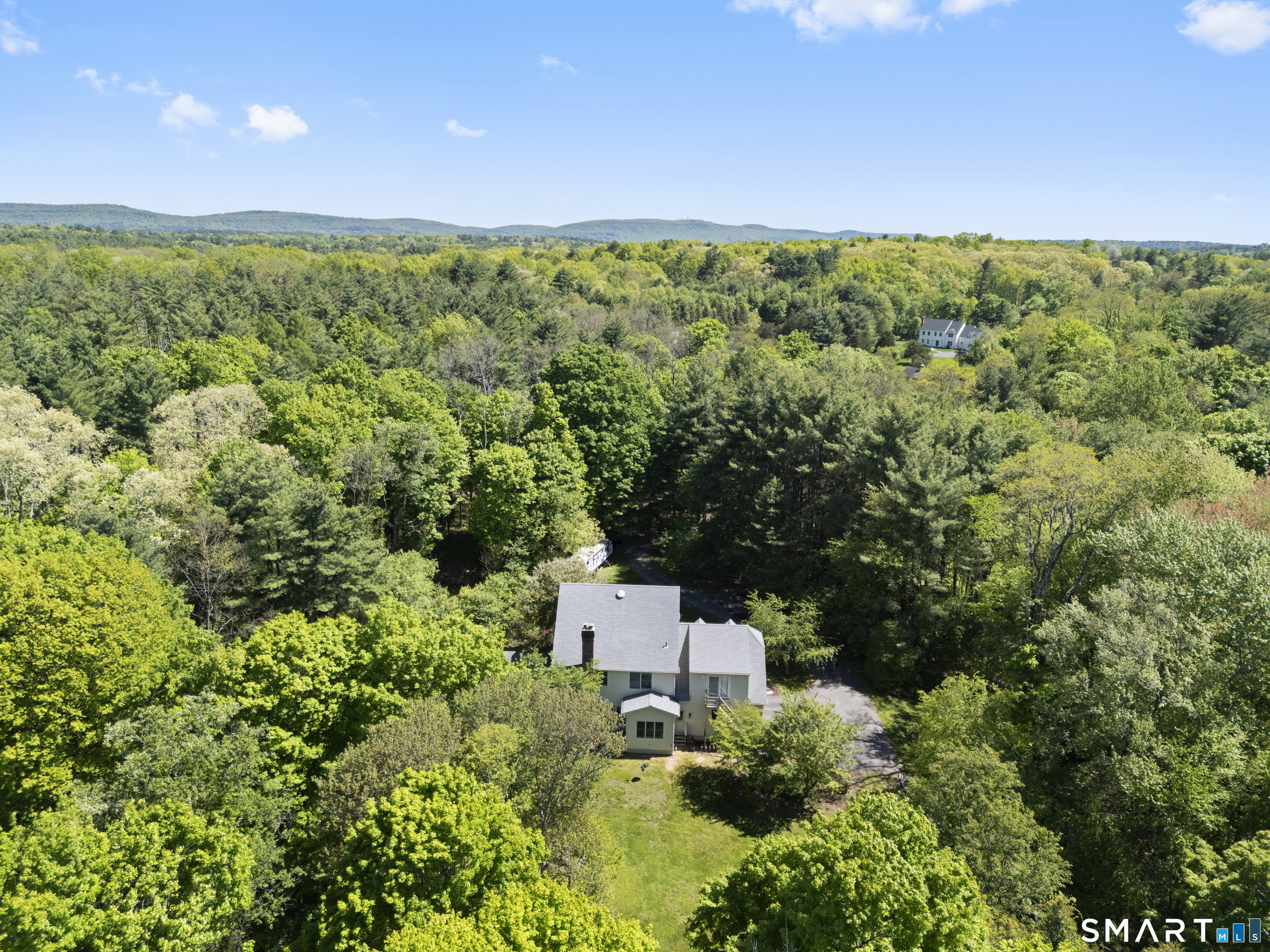 216 Great Pond Road Simsbury CT 06070