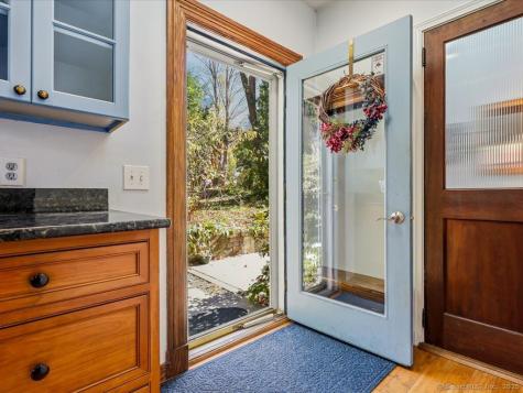 2 Crescent Street Deep River CT 06417