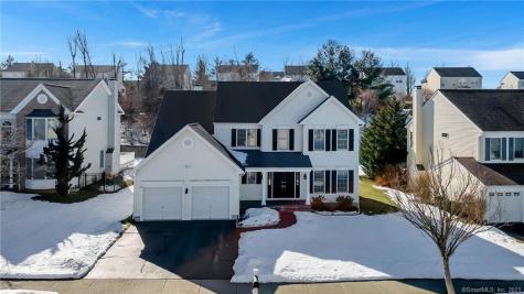 22 Lilac Lane Danbury CT 06810