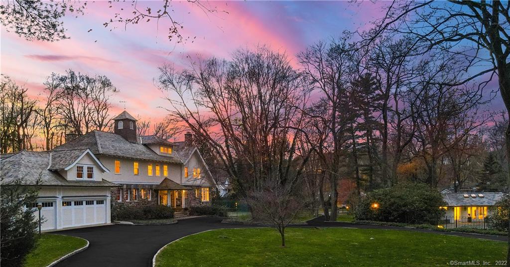 33 Brookridge Drive Greenwich CT 06830